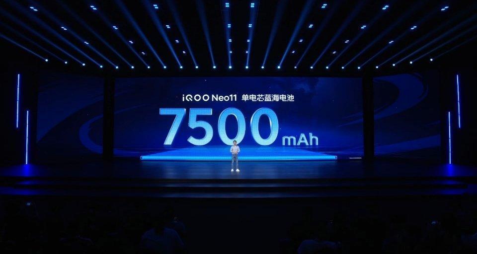 iQOO Neo11价格公布，骁龙8至尊版处理器，2K LTPO屏幕，续航方面配