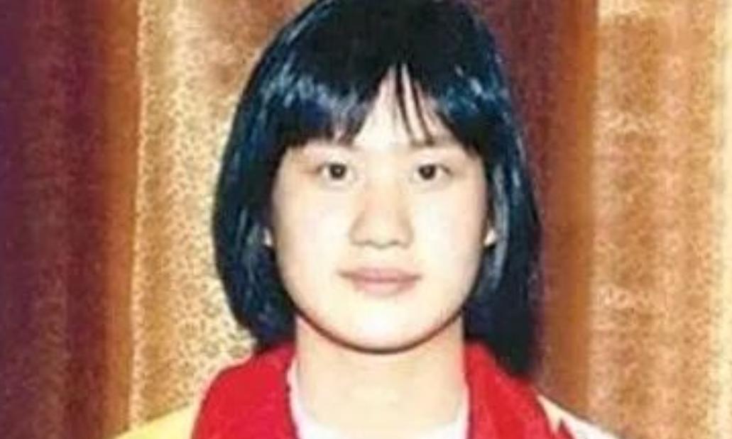 她曾夺32枚金牌却被开除国家队，名字还被作年号，退役之后，她才发现自己除了游泳什
