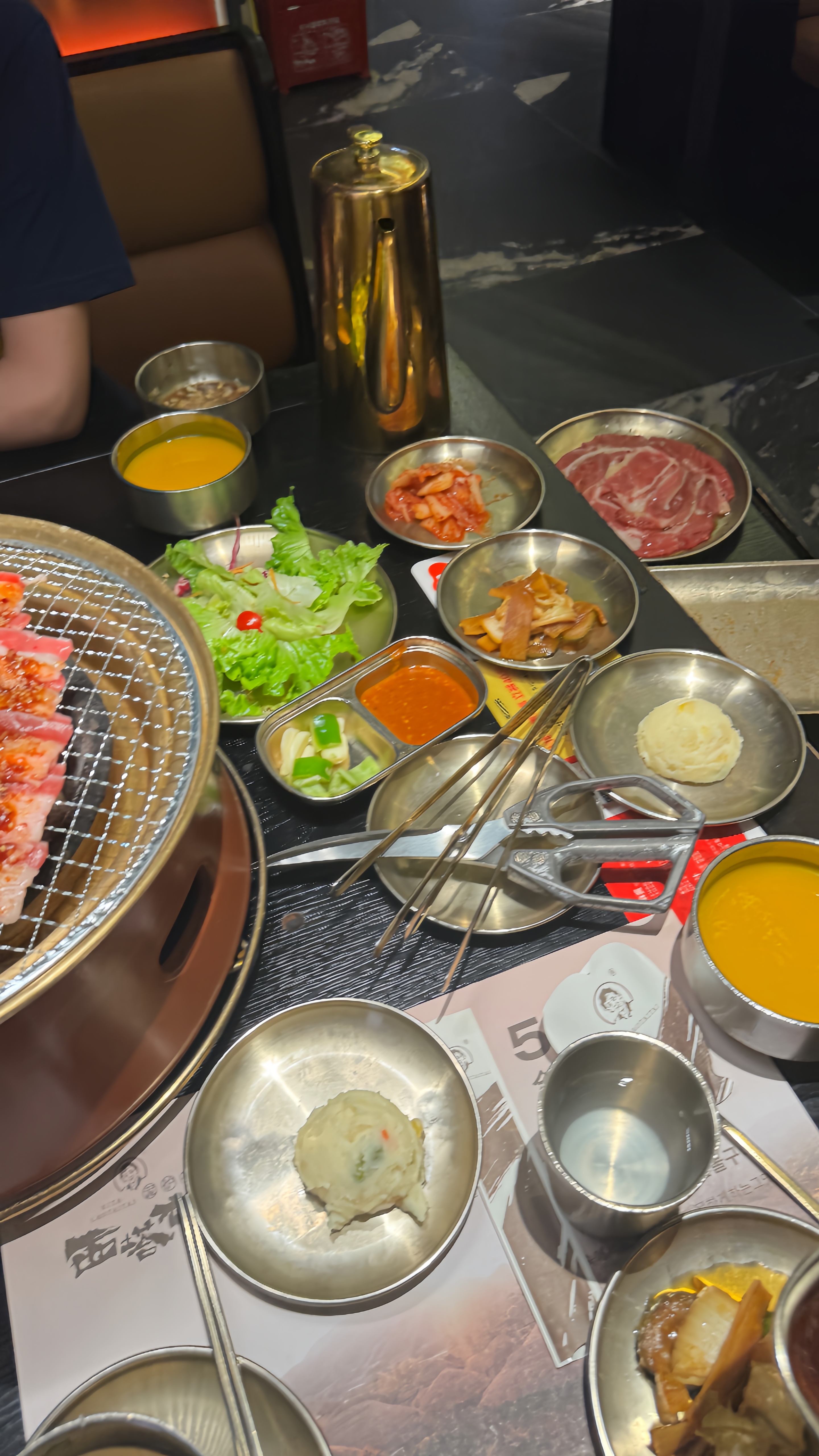 上班也让自己吃的很健康🍲 