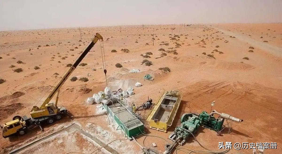 沙漠下面几乎全是石油，我国缺油年年大量进口，那为啥不开采呢？

就拿塔克拉玛干沙