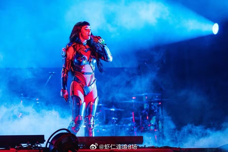 美国世界杯开幕式三场开幕式，美国的全是最好的了，至少能看的过眼…… 