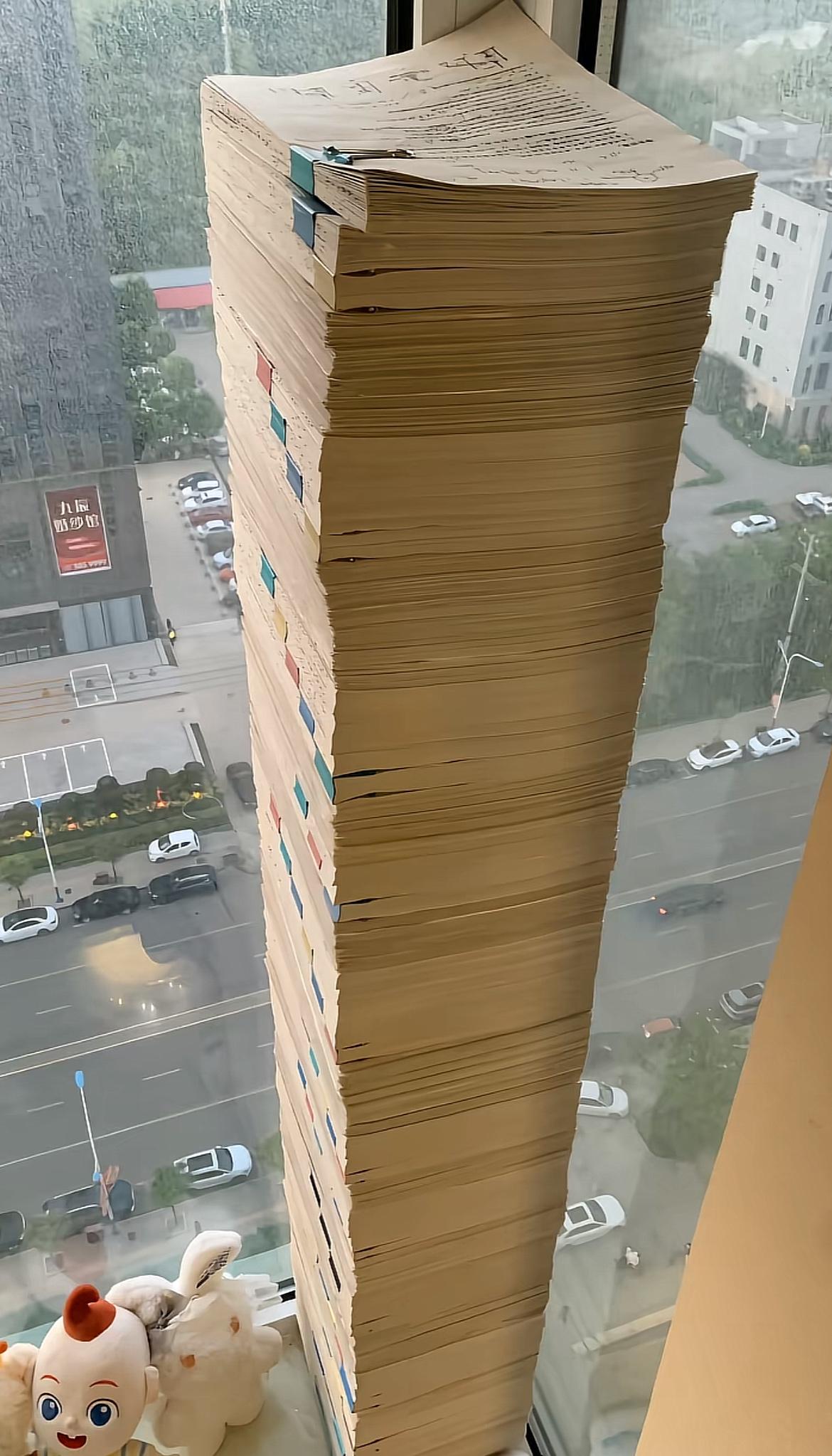之前刷到有人说考985的学生看书阅读量都大到像把古代四书五经全灌进肚子里，没点真