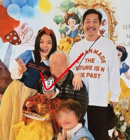 徐佳莹公司回应徐佳莹比尔贾婚变，看徐佳莹状态应该也知道她家庭很美满啊 ​​​