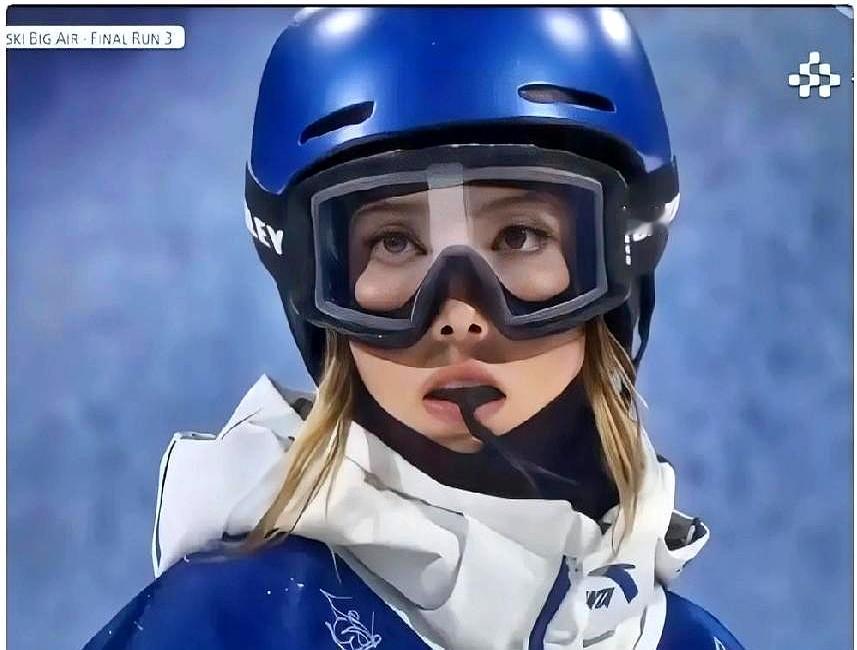 颅内出血，休克癫痫5分钟，谷爱凌差点没从雪道上醒过来。
 
所以别再盯着她嘴里的