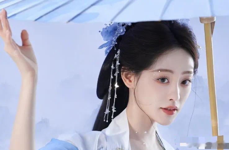 1、我算是琢磨明白于正为啥突然要力捧陈钰琪了，估计和祝绪丹脱不了干系！当年祝绪丹