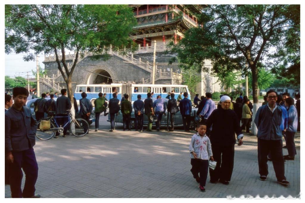 1979年-1983年的西安，摄影：阿德里亚诺·马达罗 