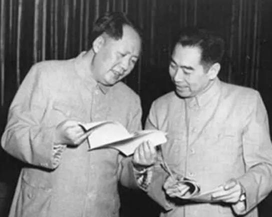 周恩来一生的卓越成就离不开三位母亲，弥留时的一句话令在场医生潸然泪下！

189