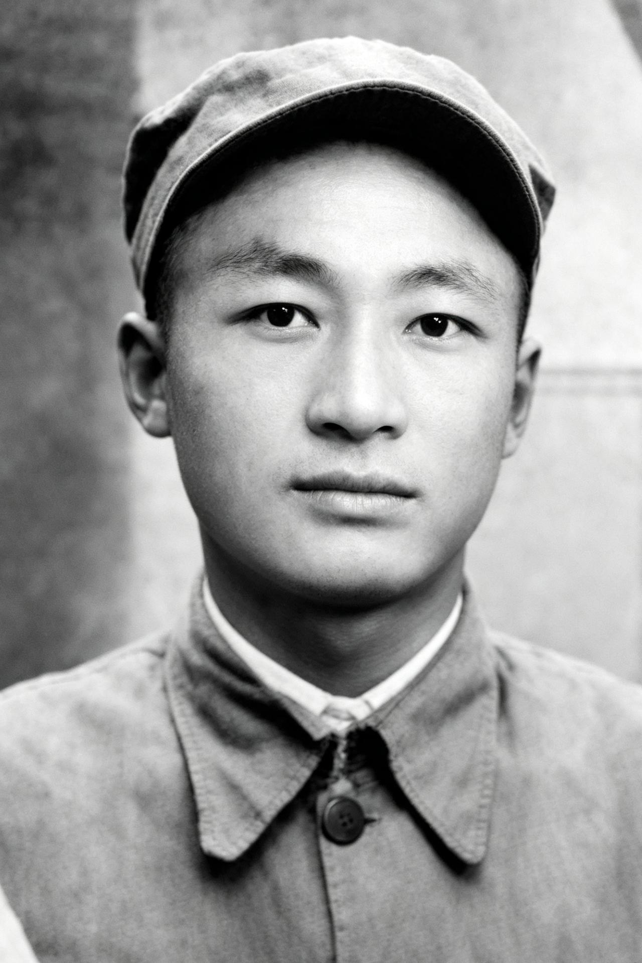 原来袁渊将军是我的姑爷爷

1987年，我刚刚上小学时，家里来了一组敲锣打鼓的队