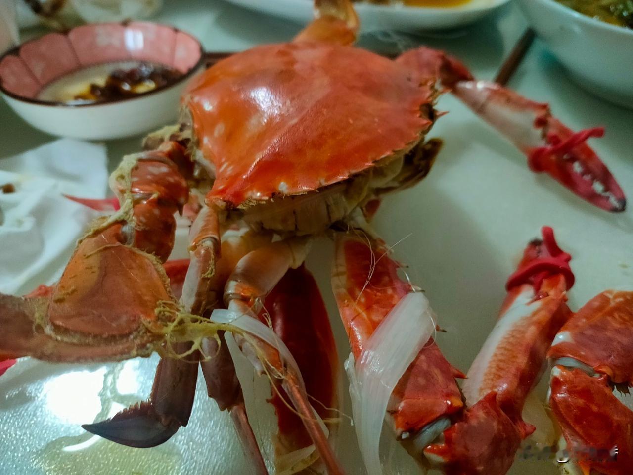 今日晚餐美食分享哈哈，够大，够肥，够鲜。