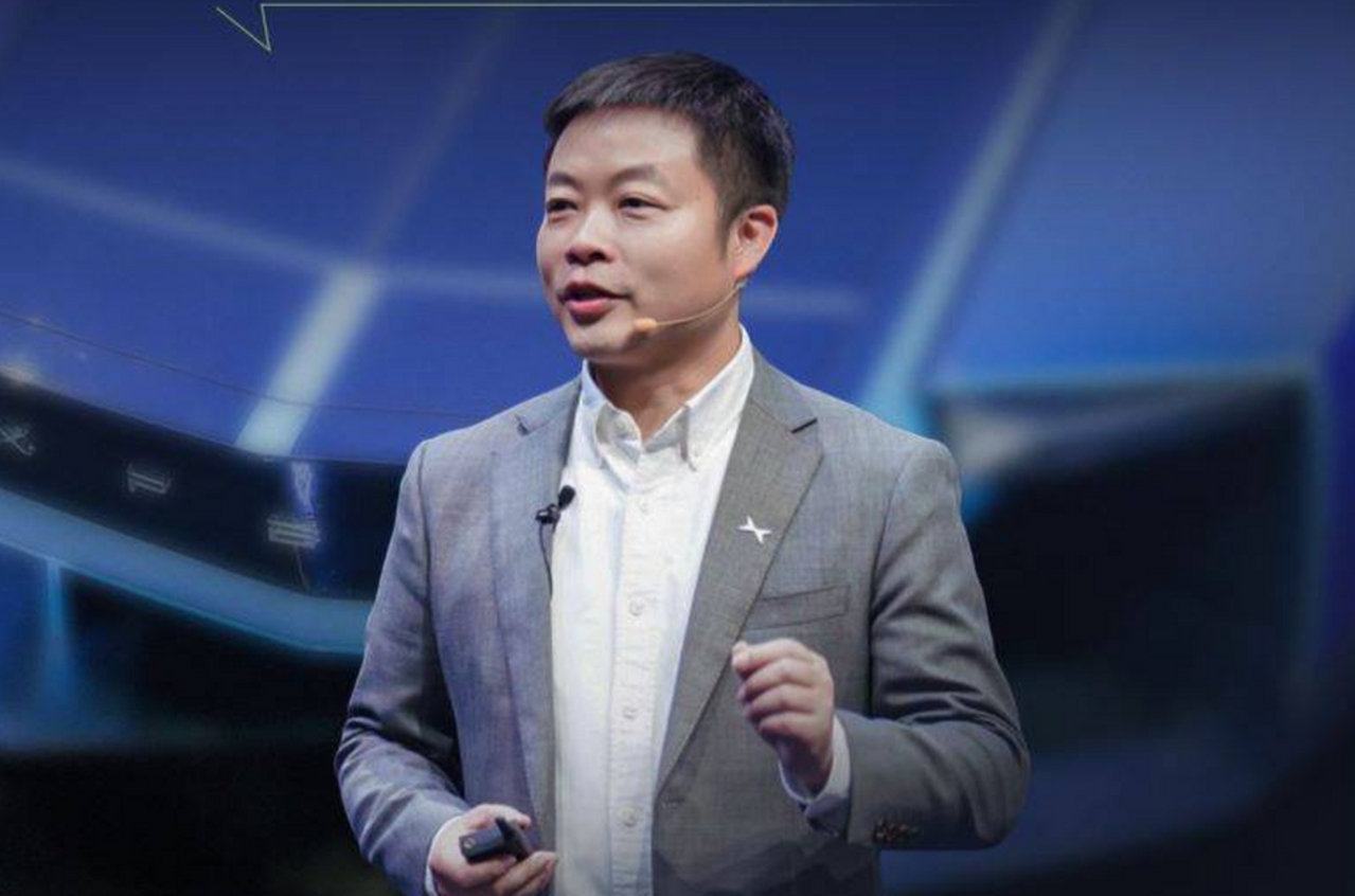 【何小鹏称中美智驾同处第一梯队何小鹏称中国道路复杂十倍难于美国】何小鹏回应和特斯