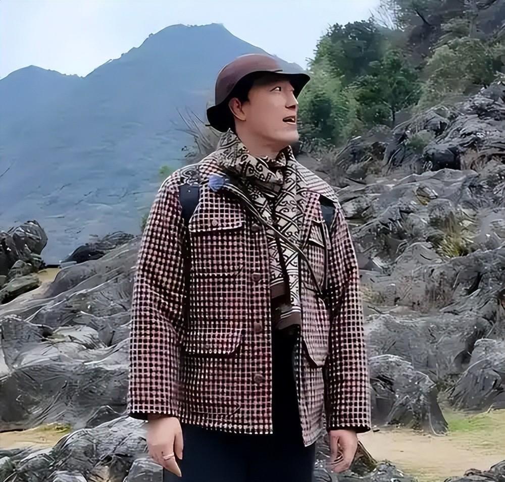 什么事情能让退役十年后一直低调的刘翔纠结起来。

43岁的刘翔，最近在网上发了个