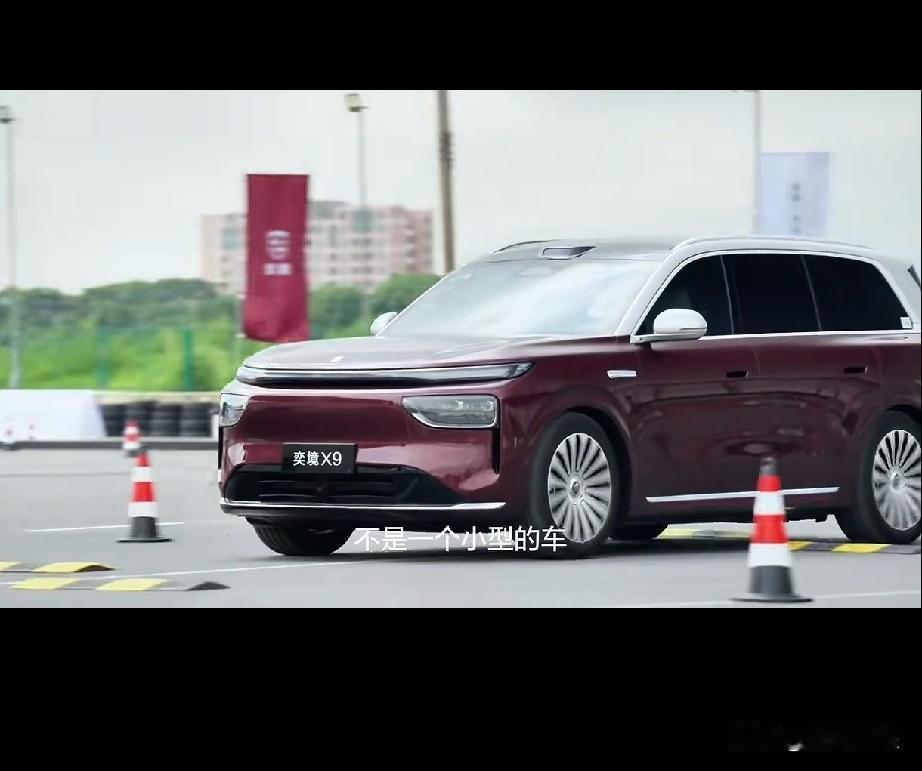 郭富城代言了一部顶级国产车？

简单说，代言是长期正式商业签约，有竞品排他约束，