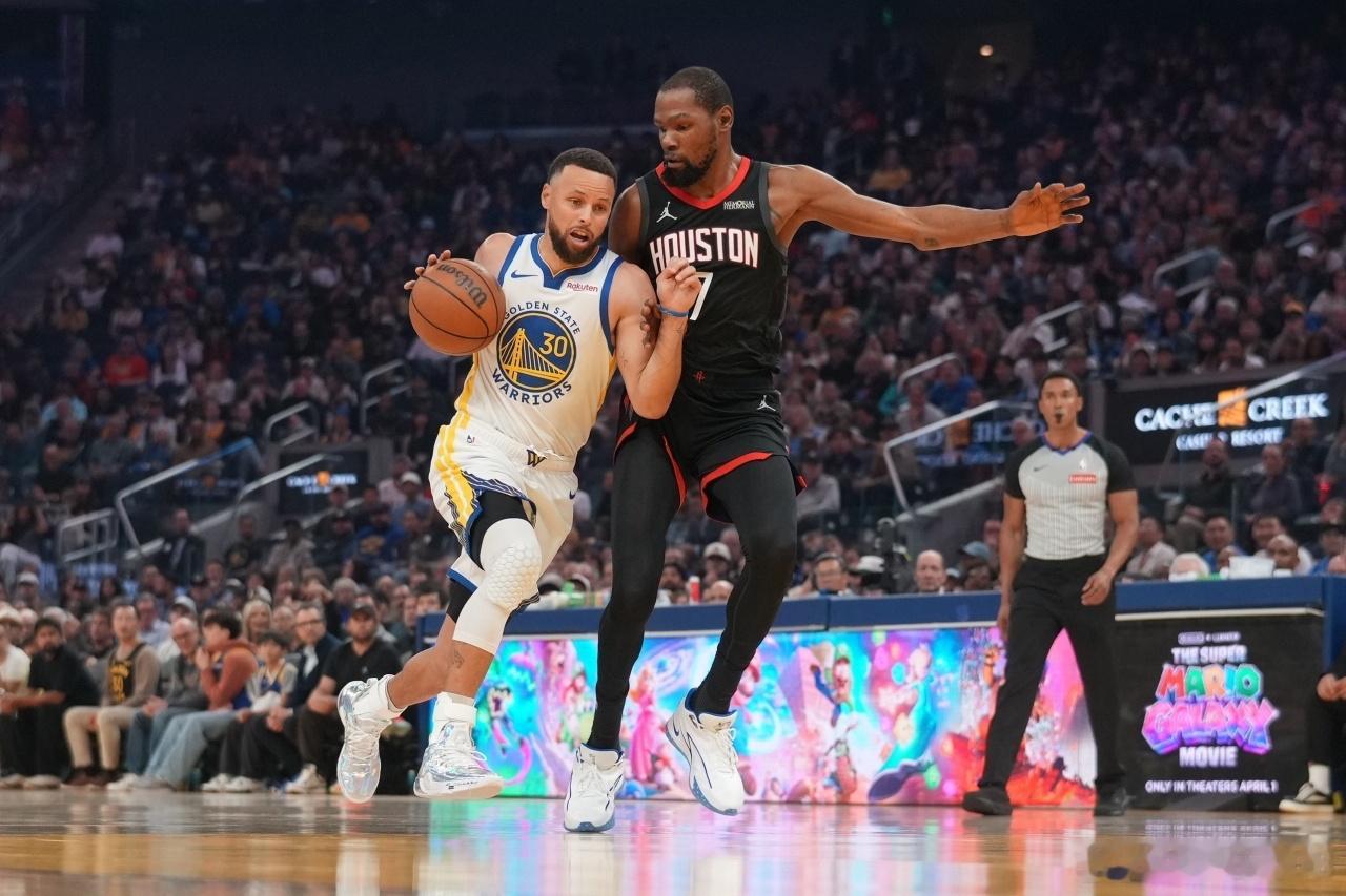 38岁规则库里续约哈登续约NBA劳资协议薪资帽深度解读：为什么库里只能续2年？3