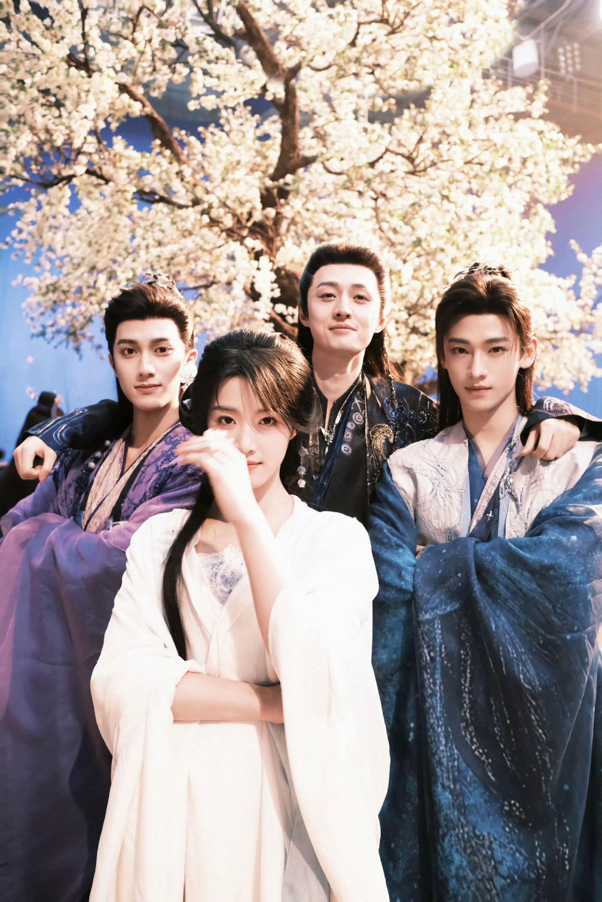 入青云好好看～