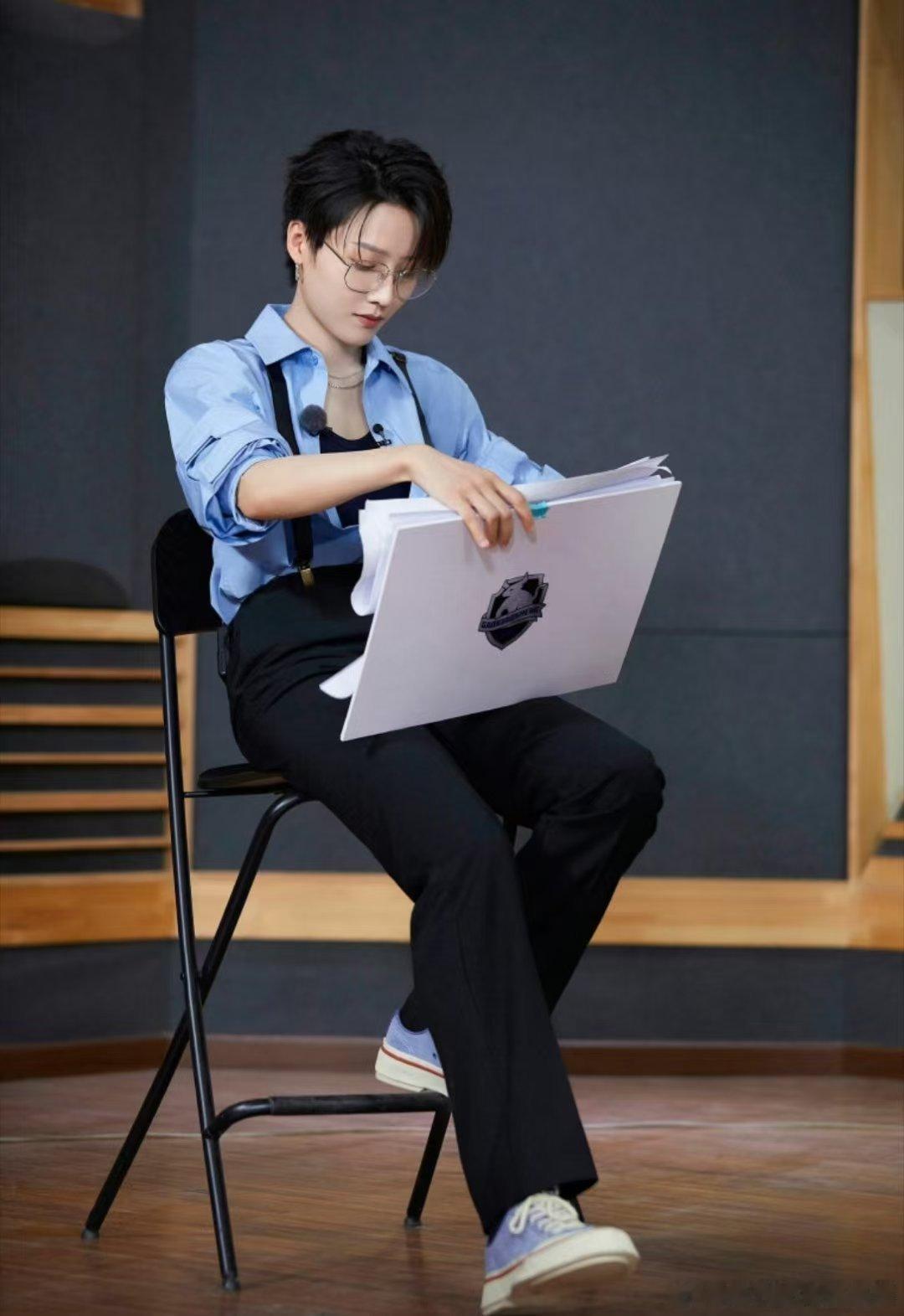 乌兰图雅王濛大战刘雨昕教资第二关乘风2026 乘风舞台趣味课堂不停，刘雨昕开启第