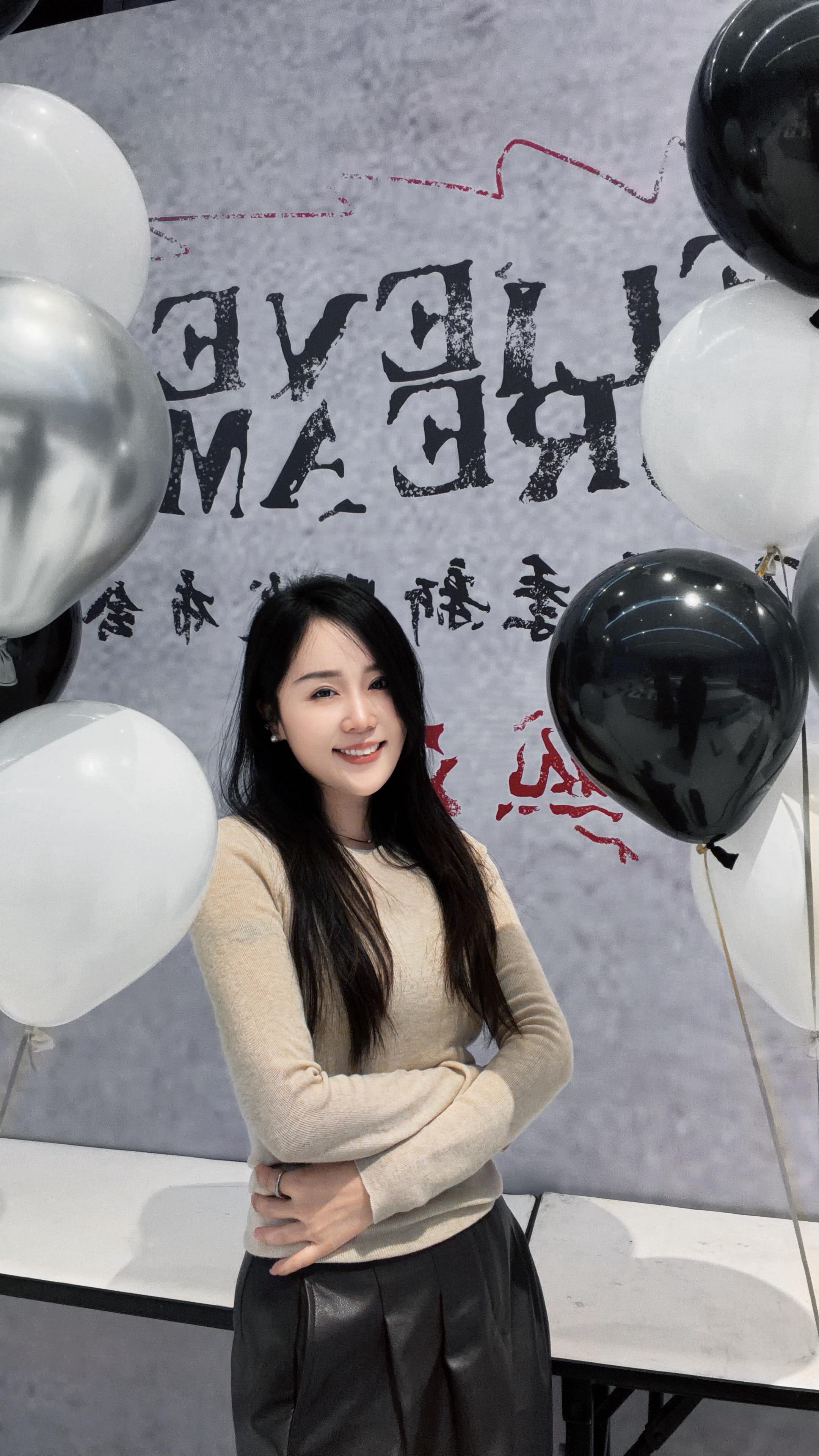 让心在灿烂中死去 让爱在灰烬里重生 暗香  残留