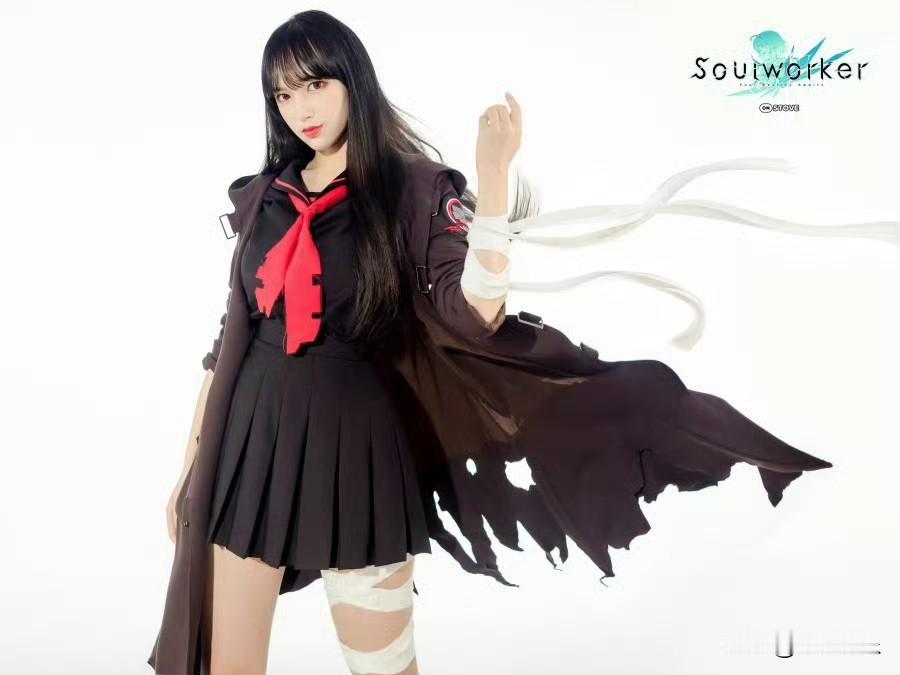 考古程潇，就像打开了一个宝藏盲盒，惊喜不断！她的cos，不同角色都游刃有余，她被