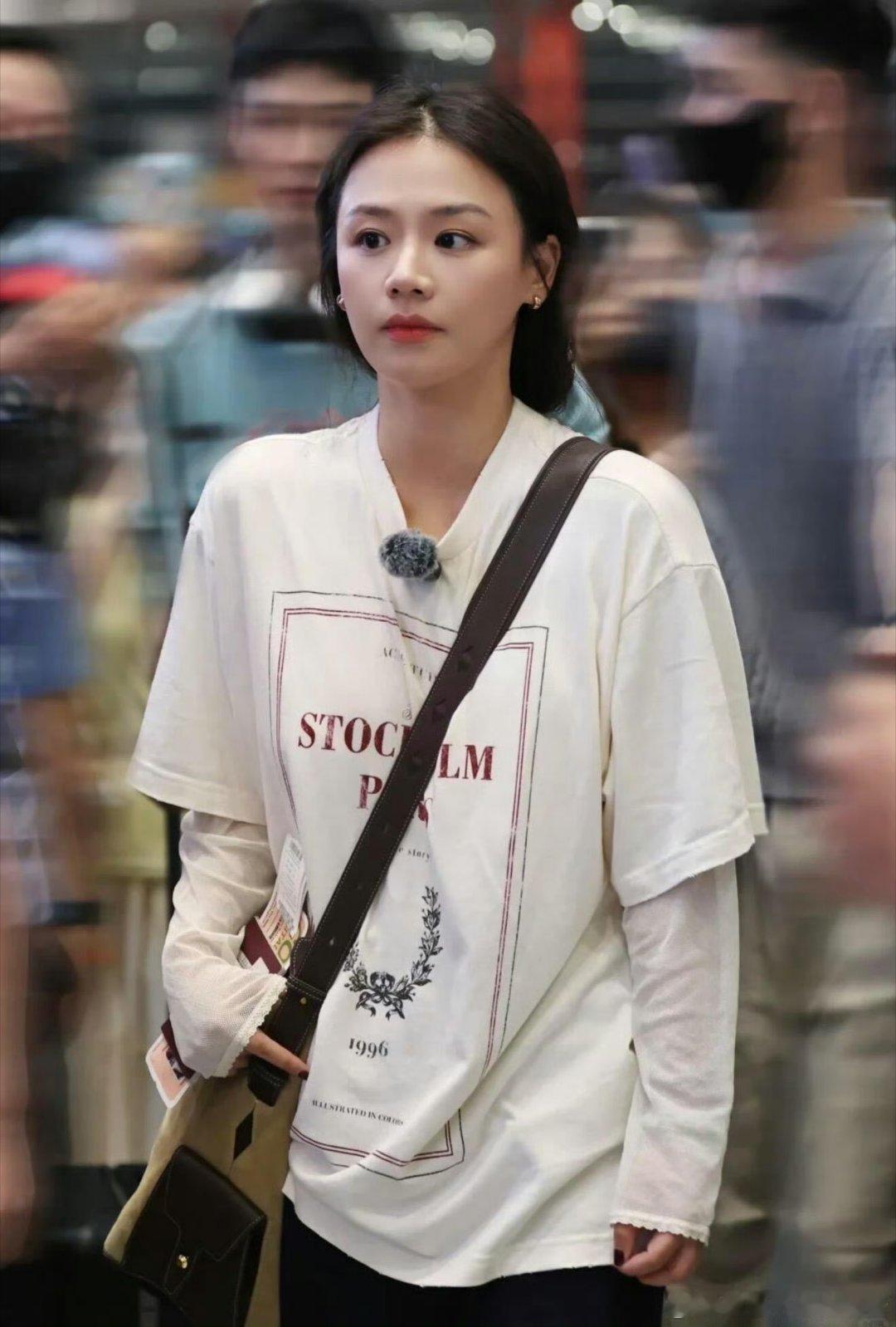 马思纯瘦回了黎吧啦时期 ​姐保持这样的状态非常好 ​​​