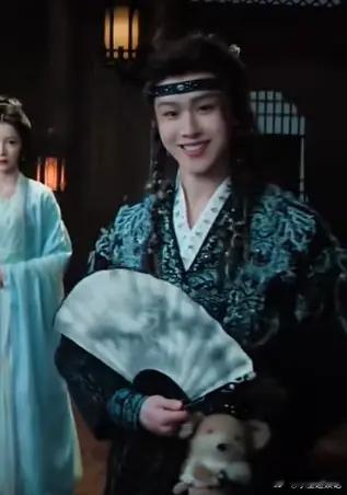 田嘉瑞这个露齿笑也是半永久的吗？ 