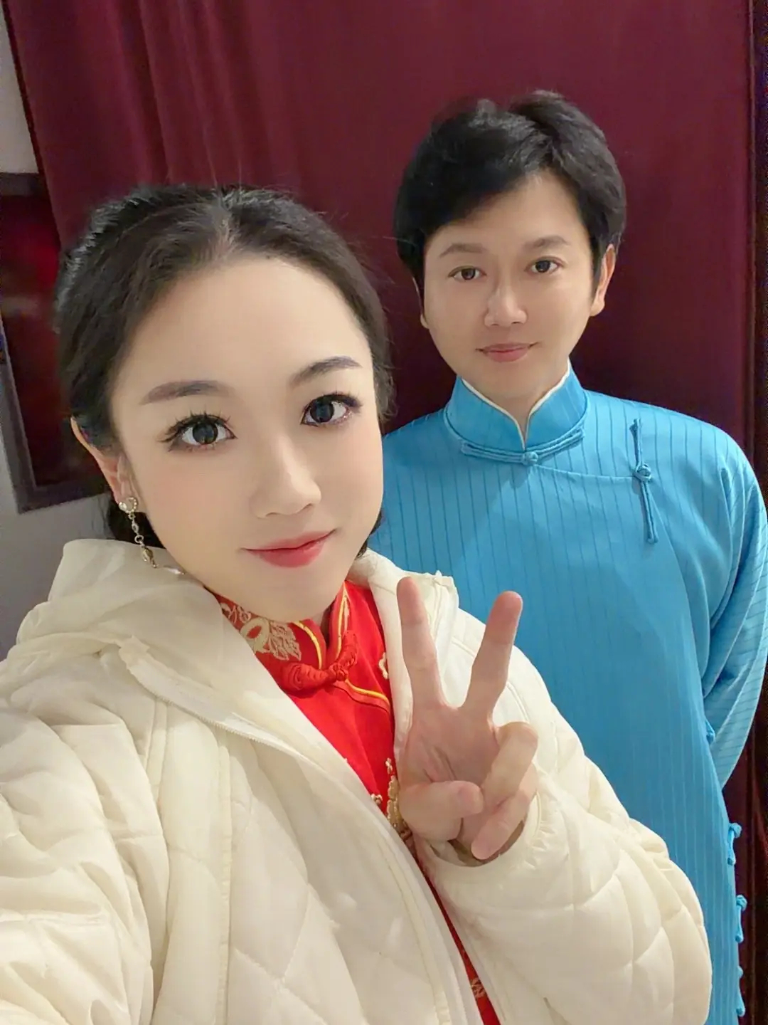 上海德云社开业演出主持人～张婉茹分享一些合影 