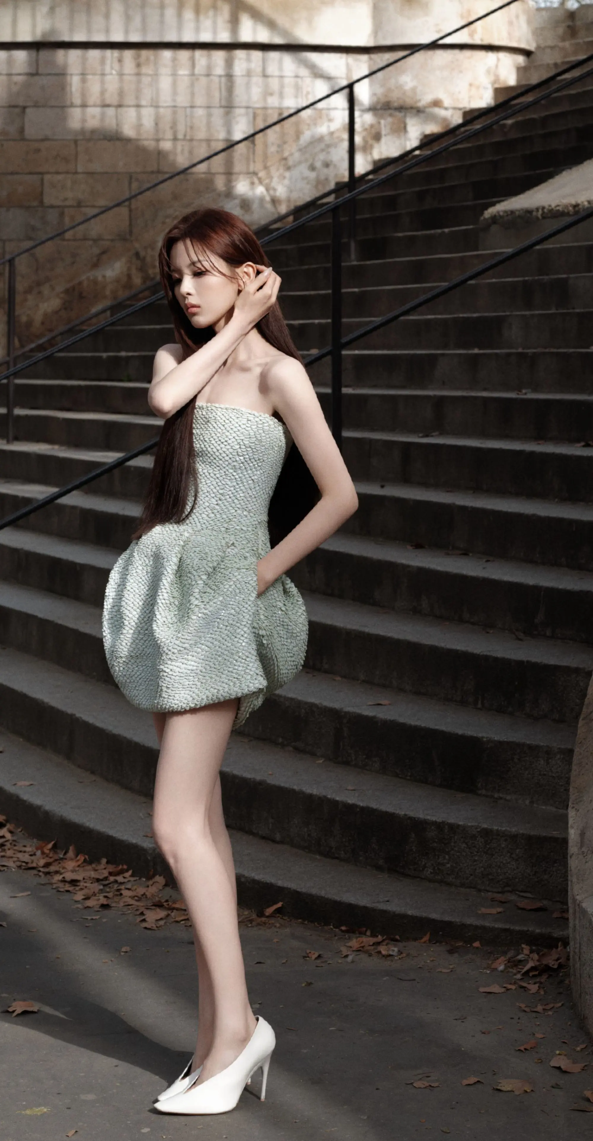 杨超越巴黎世家