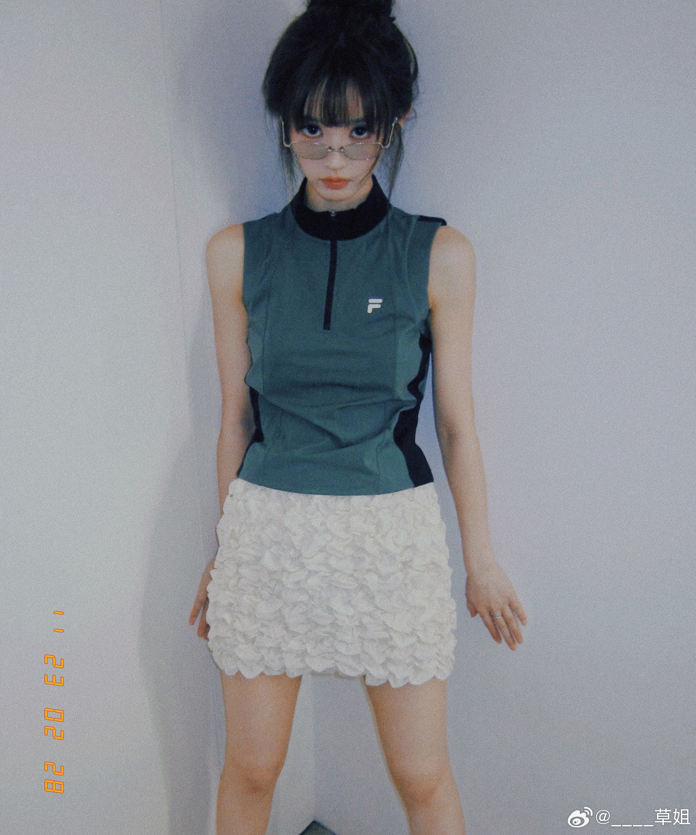 田曦薇 女装牛仔裤穿裤儿漂亮，穿裙子也漂亮~👗 