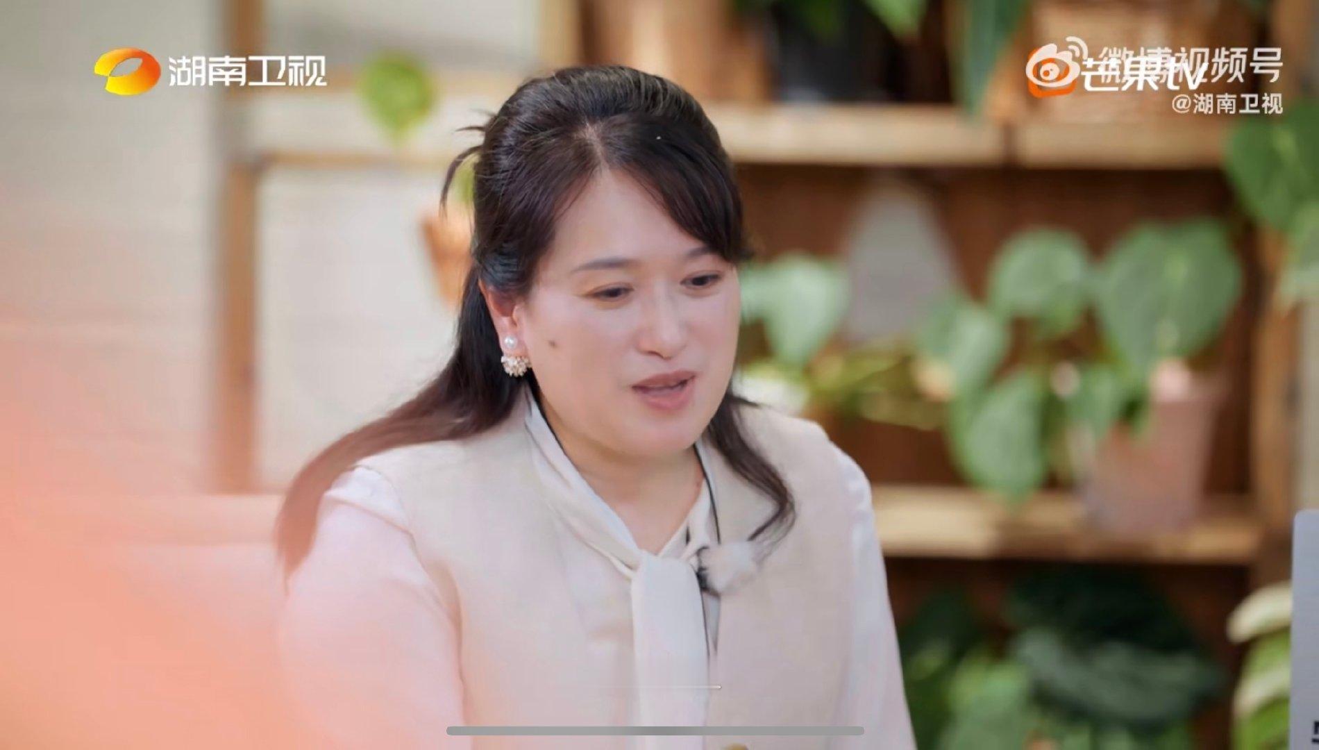 沈奕斐 工作给的失望比爱情多湖南卫视背后 把所有期待都放在工作上？劝你：这样真的