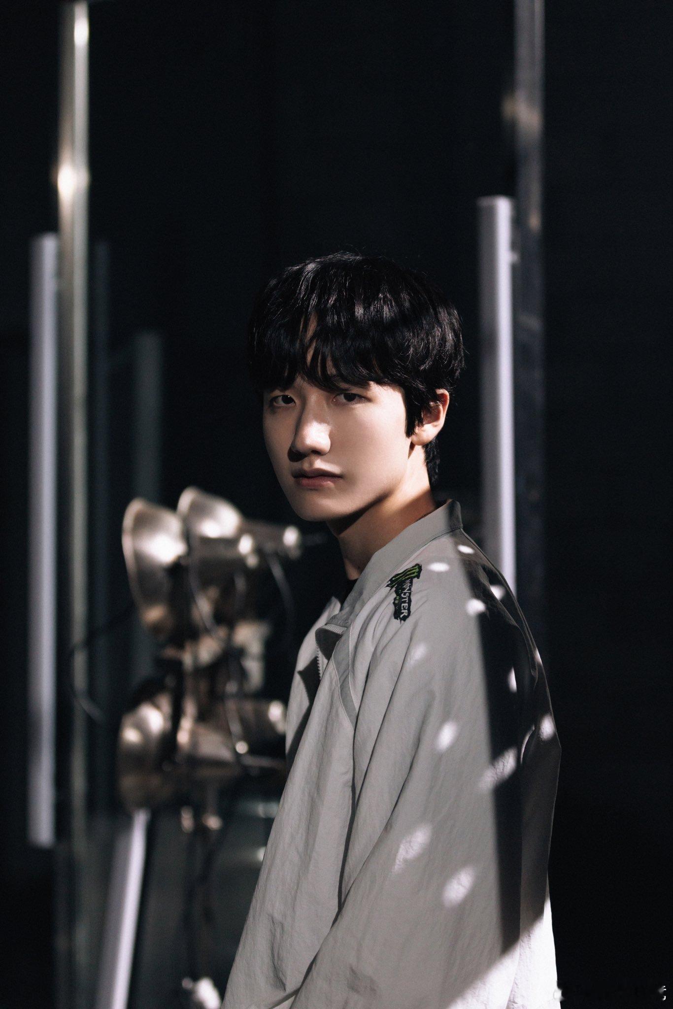 摄影师分享的一张帅气小花生cr.christinaoh212025lck英雄联盟