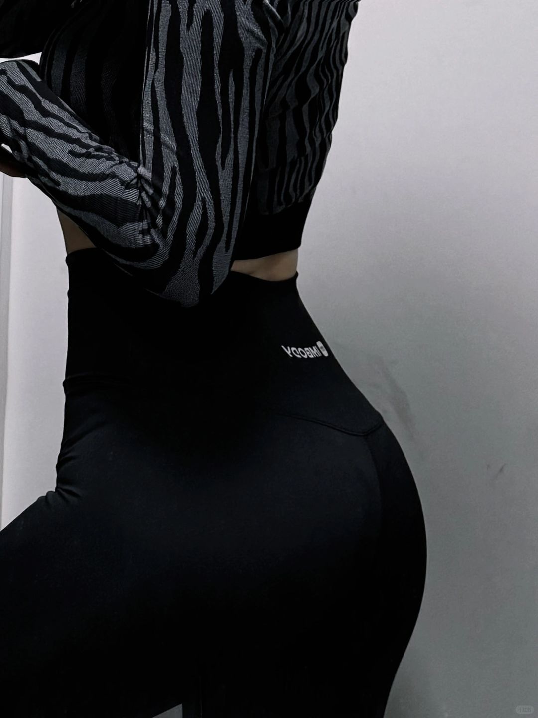 健身当然要穿舒适好看的瑜伽裤啦