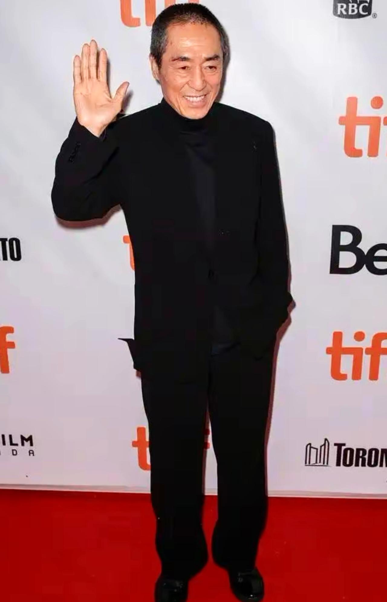 74岁，他选择破产。
 
别人到这岁数忙着含饴弄孙、安稳养老，他偏把北京700平