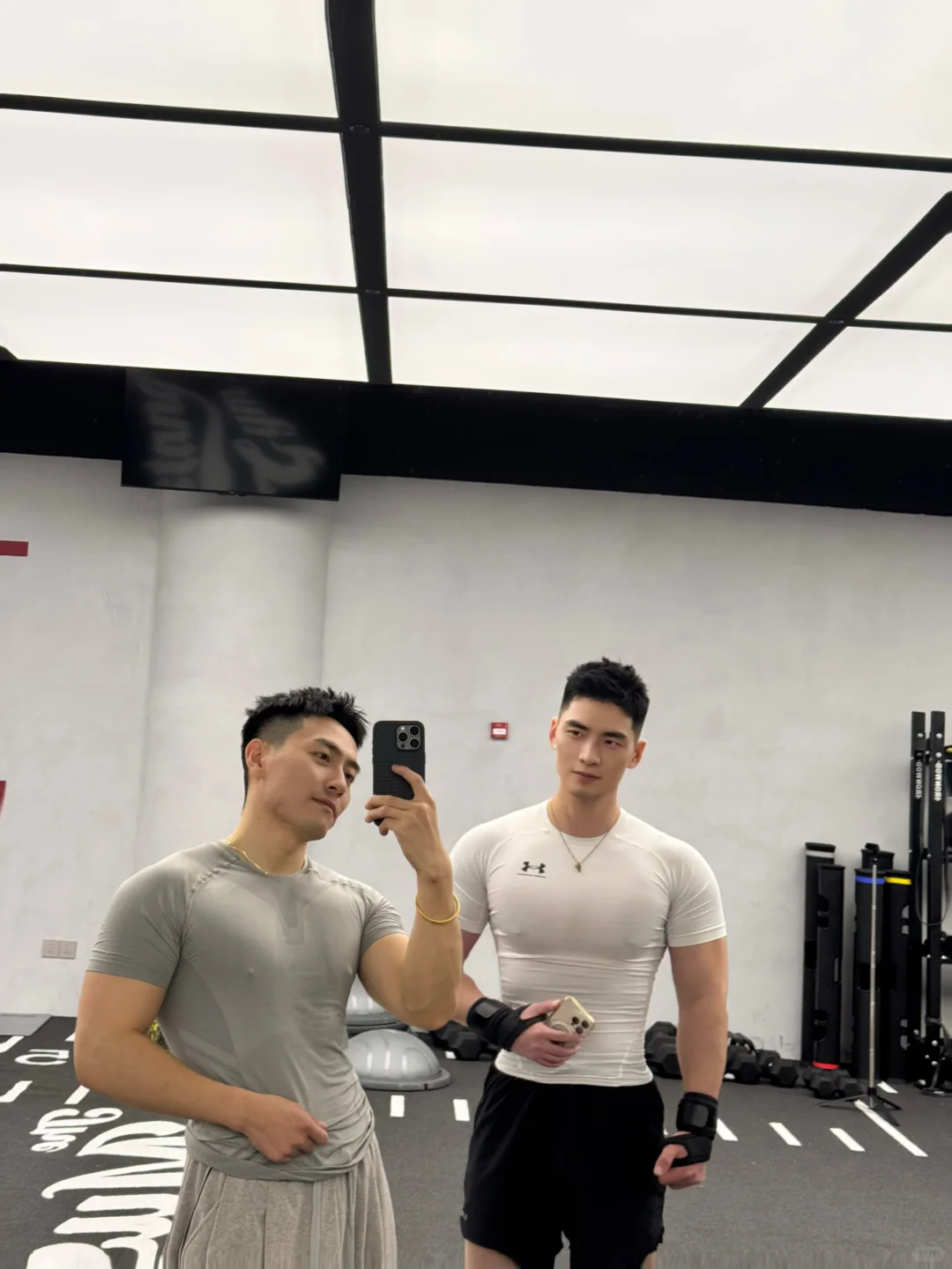 约上你的那个他去健身🏋️