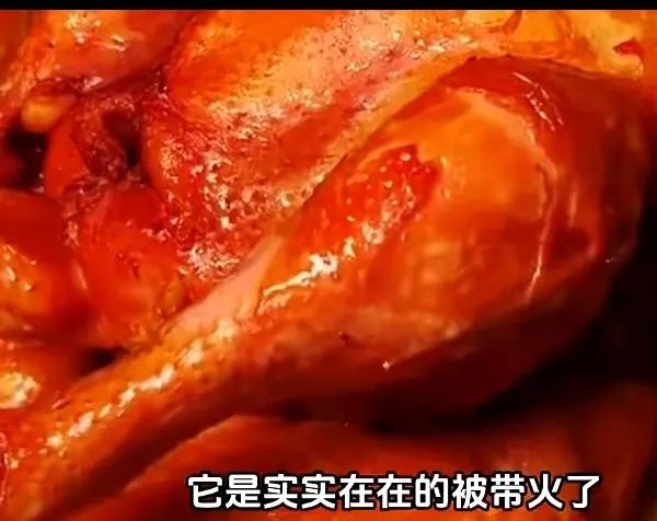 麦琳买熏鸡事件究竟为何引发热议?
在《再见爱人4》中，麦琳在经费有限的情况下坚持