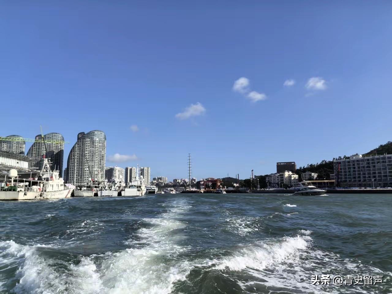 很多人不知道印度的钱从哪来的？因为印度的出口其实并不太行，然后印度还要大量进口能