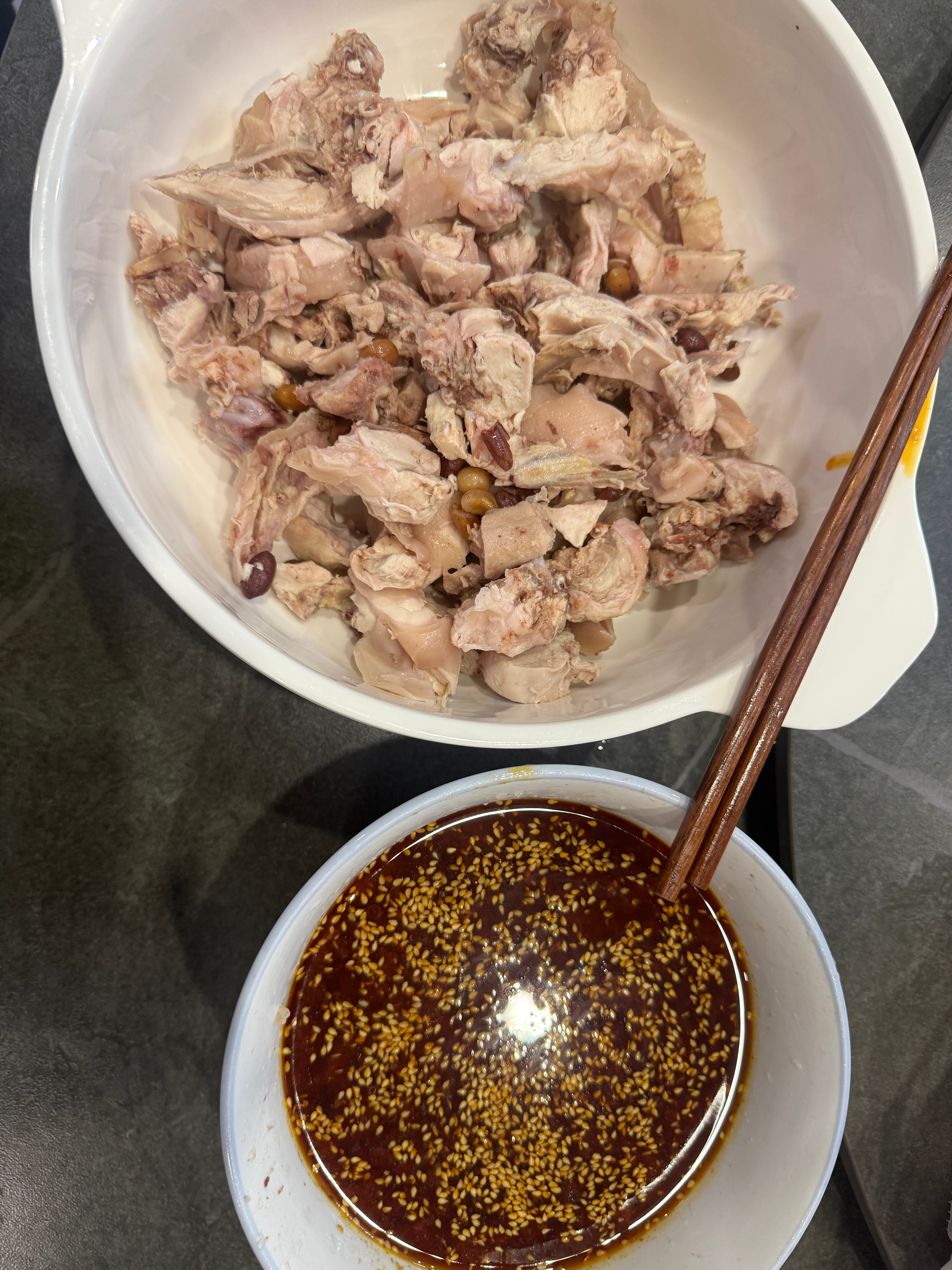 白切兔+凉拌面🍜夏日清爽绝配！ 