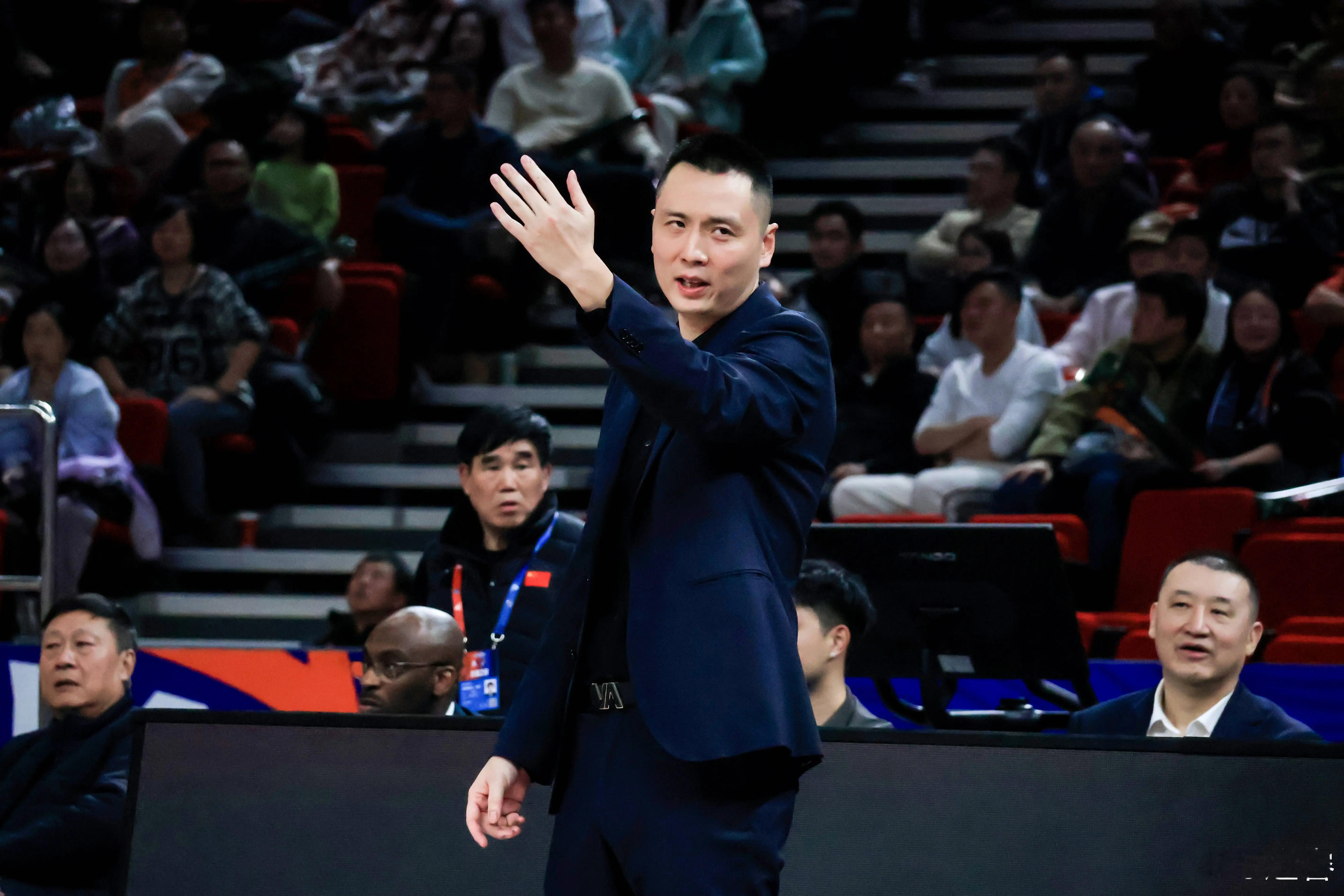 上海队19连胜，他们上次输球还是1月25日82:85惜败稠州。常规赛剩余的赛程，