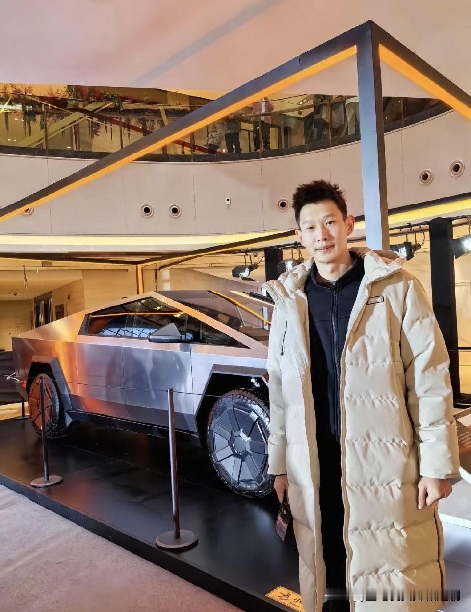 伤疤是勋章，坚持是答案。王径一三届全运三奖牌。

2017，青涩少年，初露锋芒，