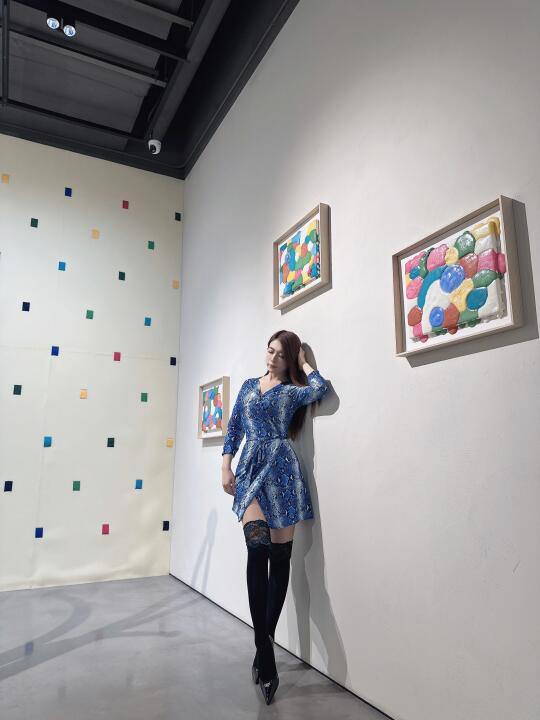 要被彩色的画壁治愈了🎨