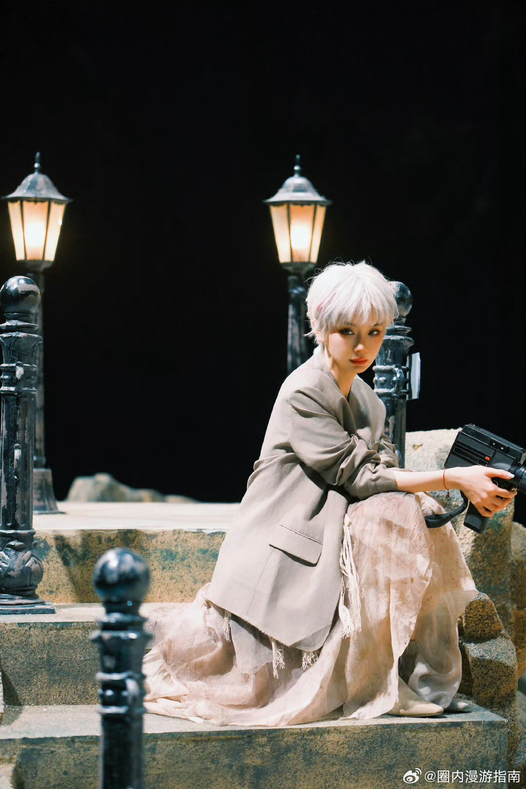 戚薇戚薇也被父母硬控过戚薇你的童年我的童年好像都一样原来明星小时候也是爸妈说了算