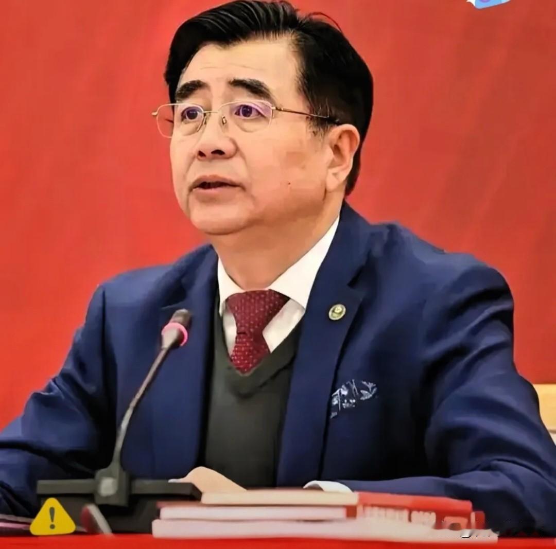 炸锅！
足协主席亲笔信力挺
民间青训，足坛格局彻底改写…
 
中国足球迎来关键转