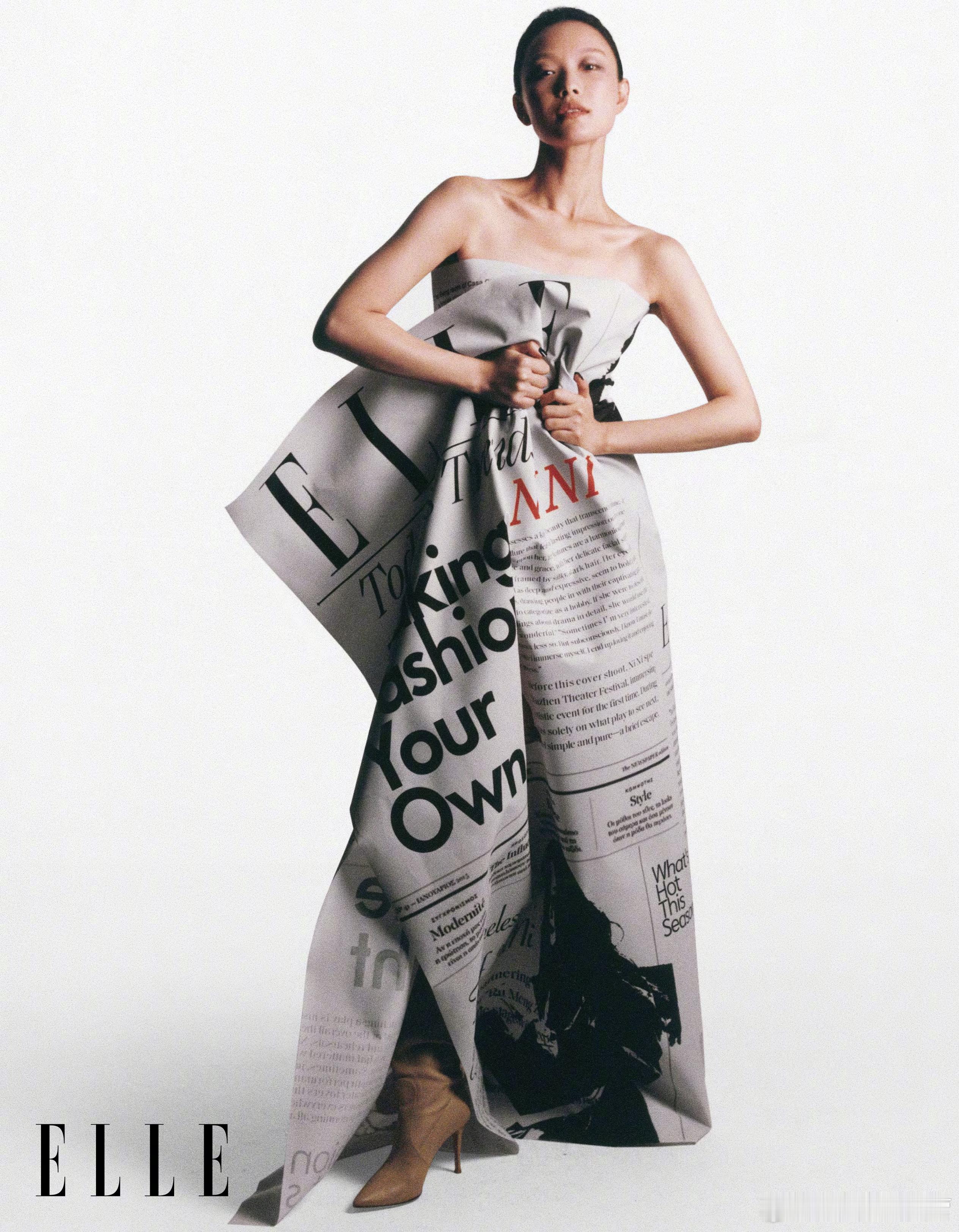 倪妮ELLE闭年刊的内页大片！极简的颜色和造型，拍的倪妮越发有地母气质了！对于一