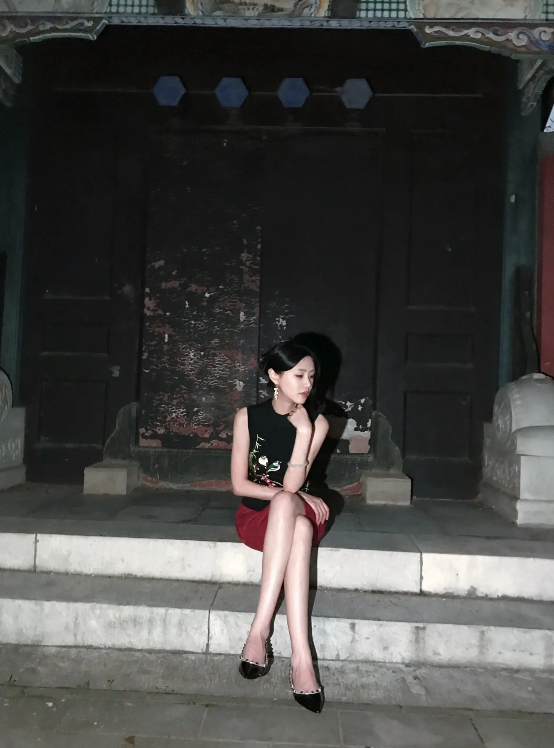 如果让我选一身最能代表中国女人的穿搭。
