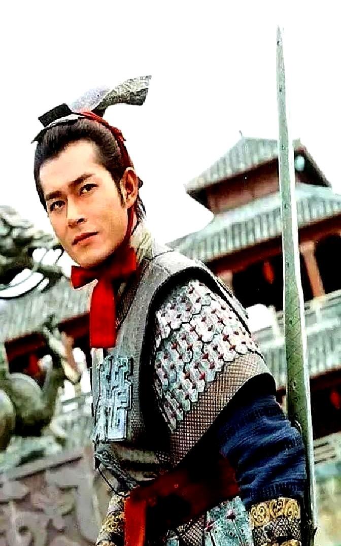 24年前，TVB拍《寻秦记》，嫌40集太短，一刀把原著最飒的纪嫣然砍了，把她的聪