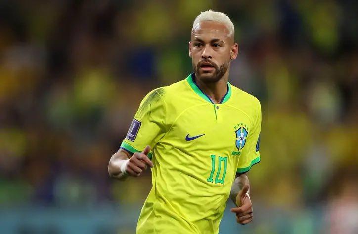 巴西队征战2026年世界杯26名球员的总身价为9.09亿欧，队中身价最高的当然是