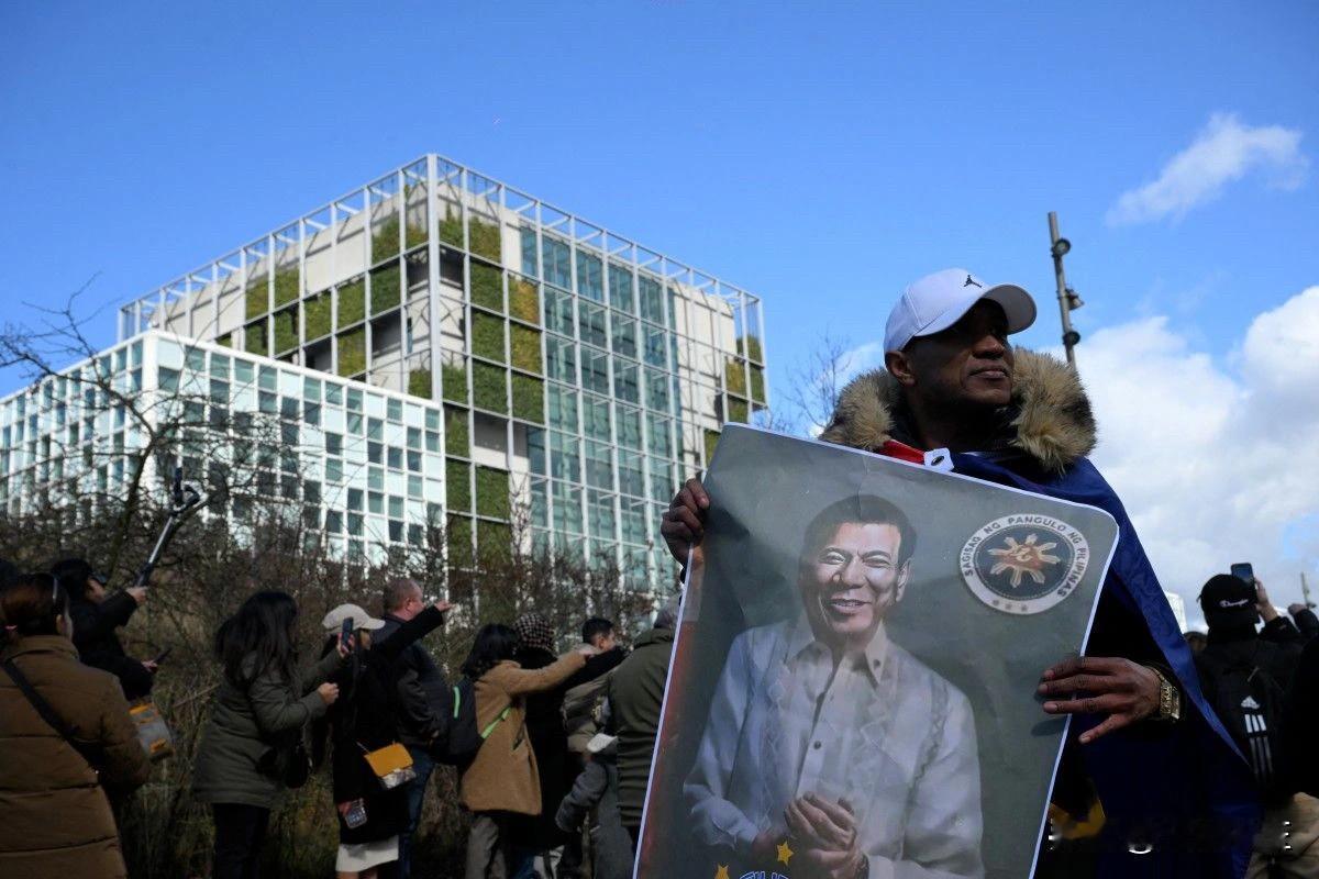 周日，菲律宾总统府强调了国际刑事法院的独立性，表示政治声明——即使是来自小马科斯