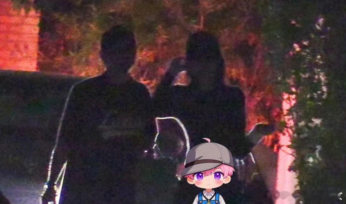 孙怡发博回应深夜送友人回家这也要被拍啊，一点隐私都没有啦，要不拍点有用的那，拍点