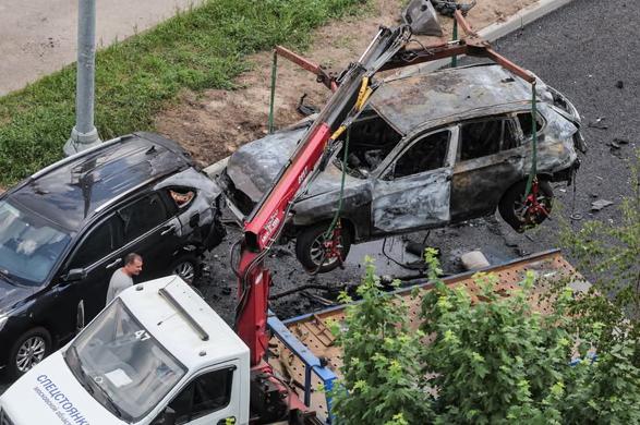 莫斯科一声汽车爆炸，不只是炸毁了一辆车，更像是在俄军后方敲响了一记警钟。

最近