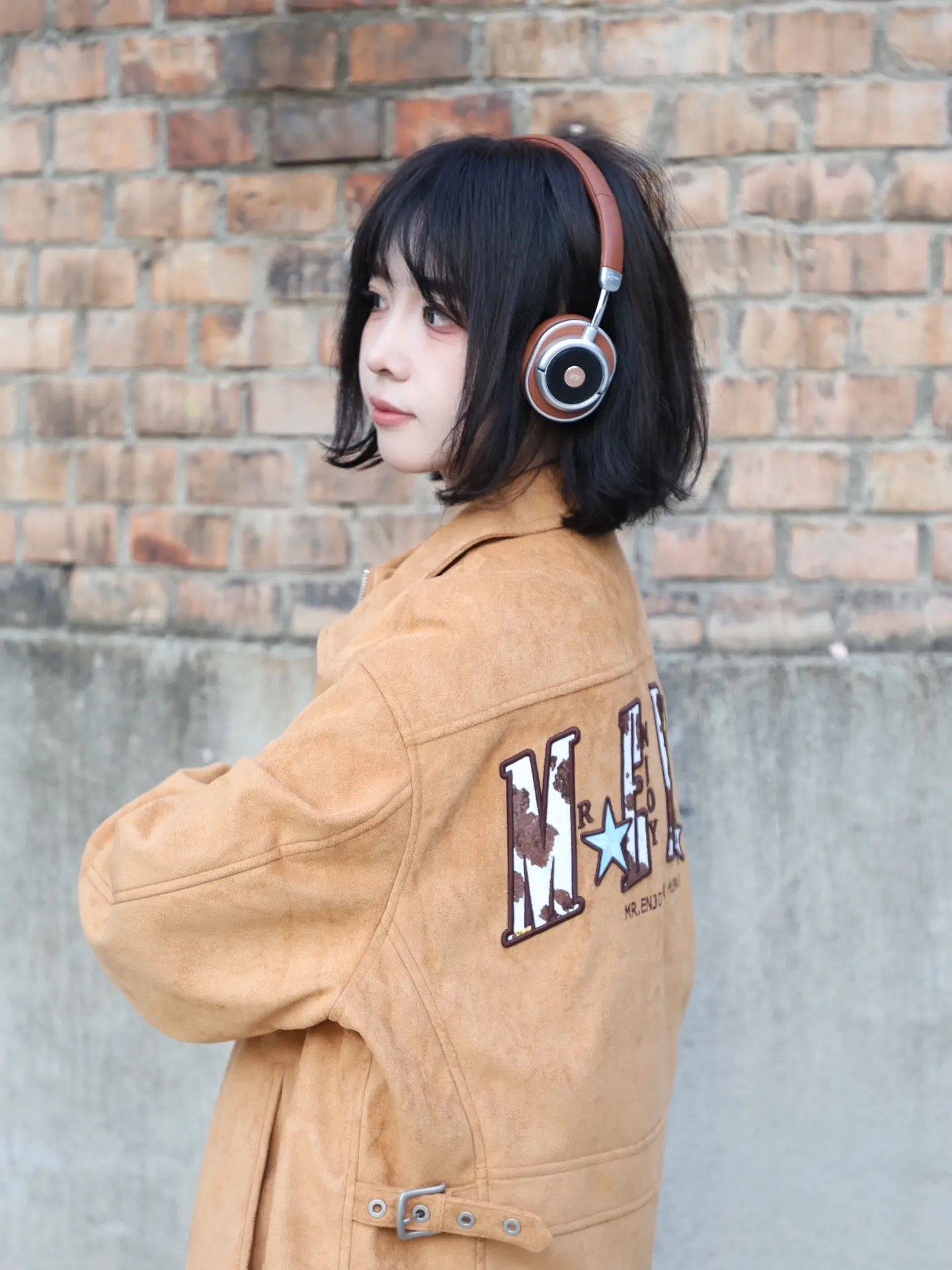 又帅了🎧。