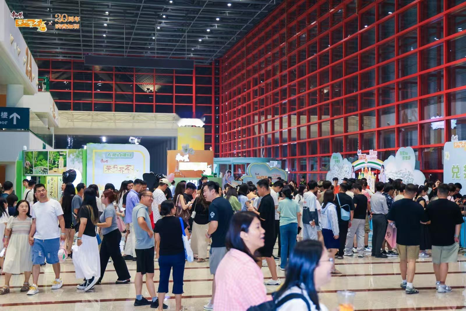 王心凌来了河南也得说中不中康师傅茉莉茶20周年品牌日茉莉开 清香来谁被王心凌言承