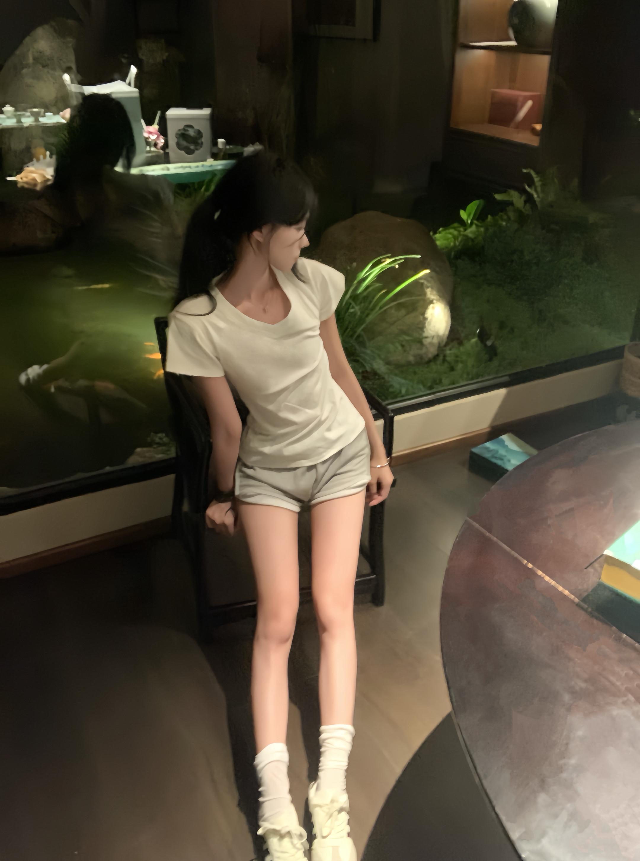 这个世界上除了我 没有人会承认我们之间的感情 你也不会