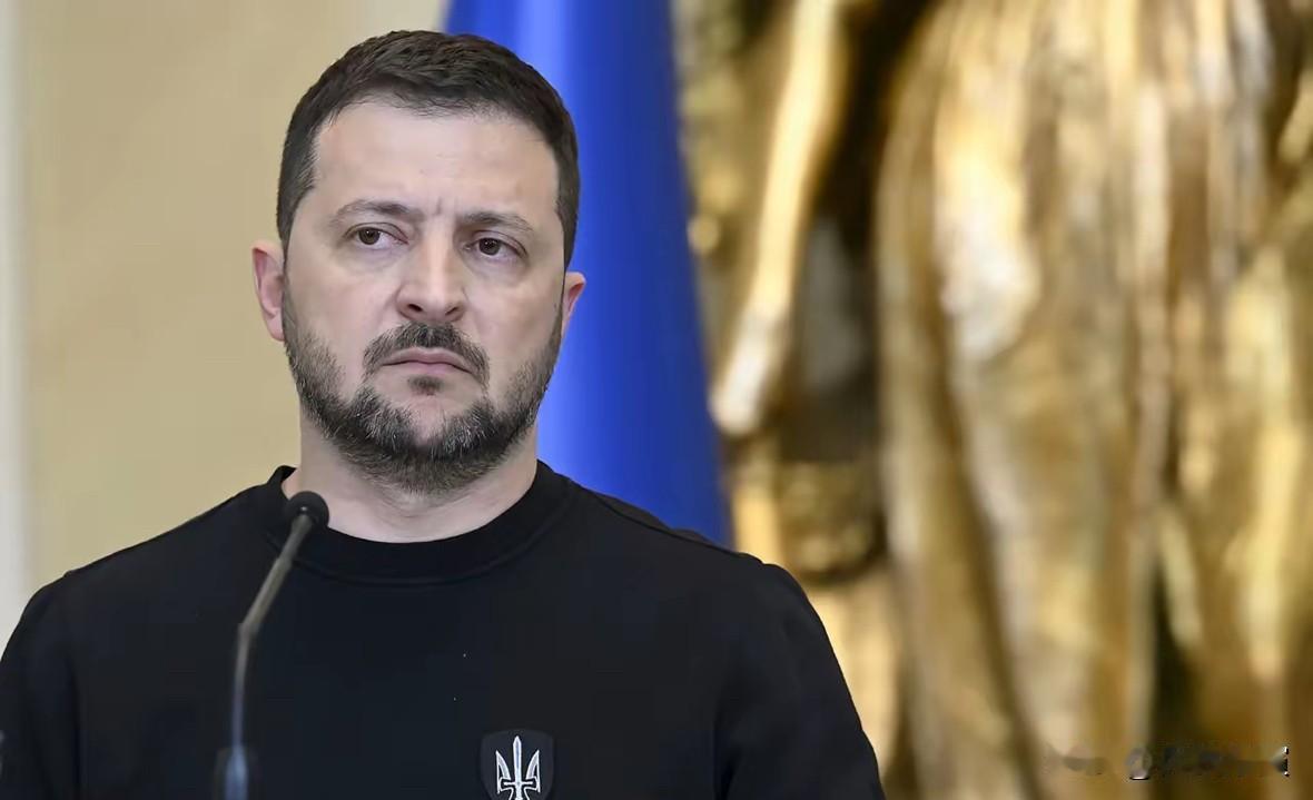 据乌克兰媒体报道，乌克兰总统泽连斯基发表声明称，当前乌克兰国内能源形势非常严峻
